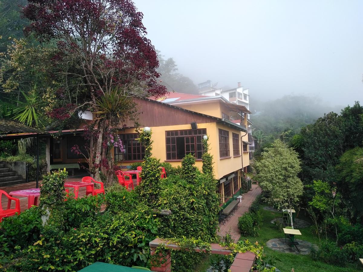 Hotel Esmeralda Coroico Exterior photo